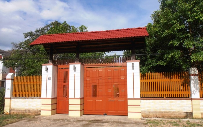 Cổng nhà ông Nguyễn Thành Trung tại TP.Cam Ranh